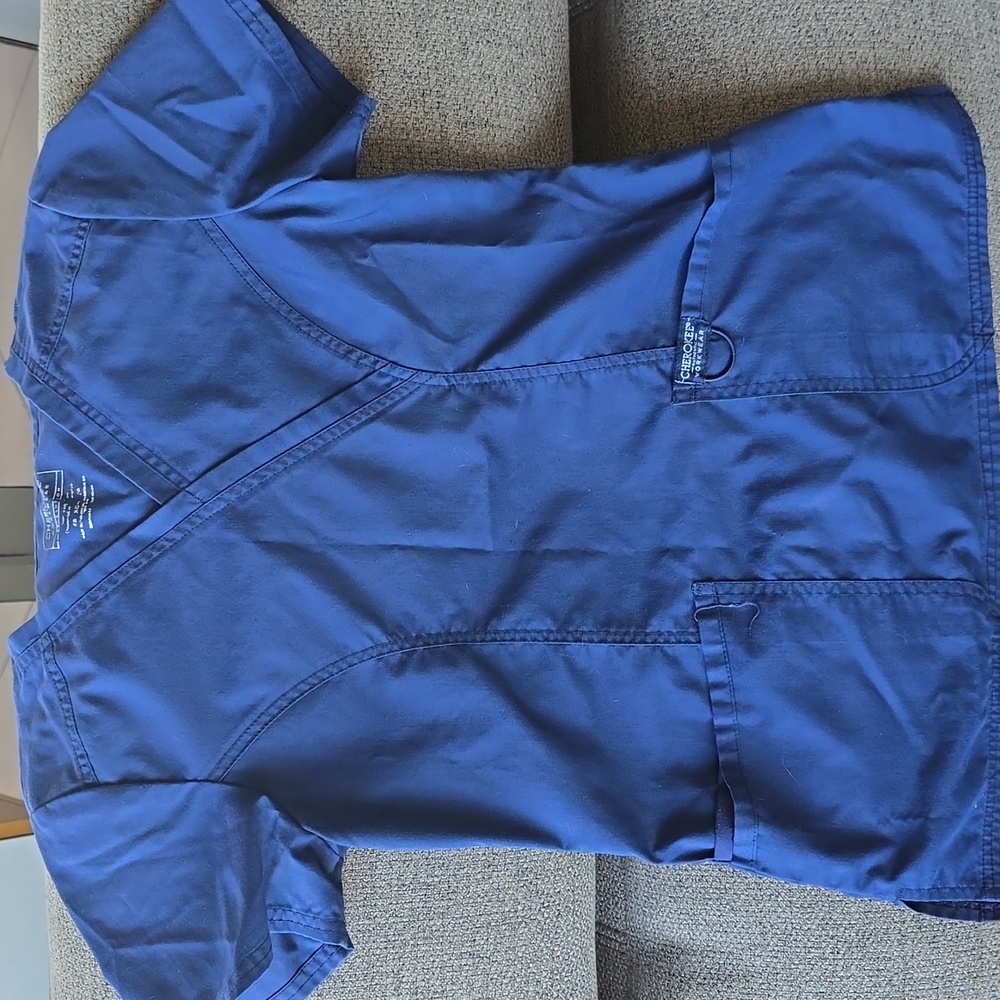 Cherokee Scrub top
